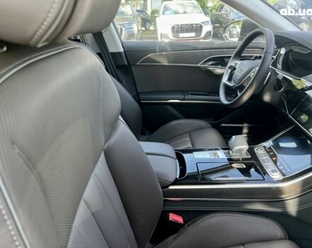 Ауди А8, объемом двигателя 3 л и пробегом 8 тыс. км за 102811 $, фото 7 на Automoto.ua