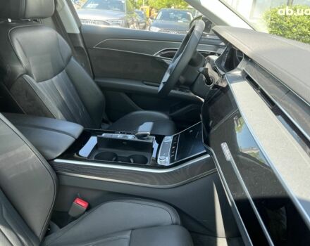 Ауді A8, об'ємом двигуна 3 л та пробігом 16 тис. км за 89009 $, фото 4 на Automoto.ua