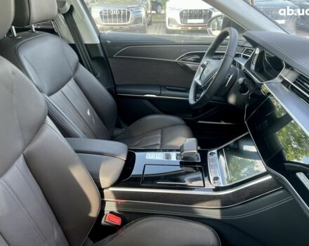 Ауди А8, объемом двигателя 3 л и пробегом 8 тыс. км за 102811 $, фото 14 на Automoto.ua