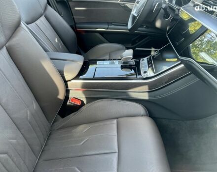 Ауди А8, объемом двигателя 3 л и пробегом 8 тыс. км за 102811 $, фото 13 на Automoto.ua