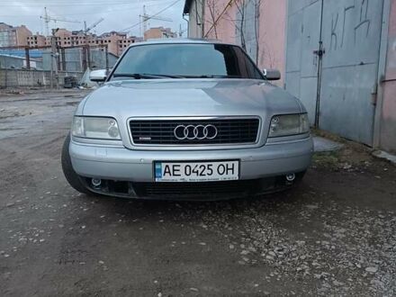 Ауди А8 2001 в Ивано-Франковске на Automoto.ua Ауди А8, объемом двигателя 3.7 л и пробегом 340 тыс. км за 6300 $, фото 1 на Automoto.ua