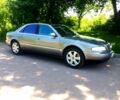 Серый Ауди А8, объемом двигателя 4 л и пробегом 280 тыс. км за 1400 $, фото 1 на Automoto.ua