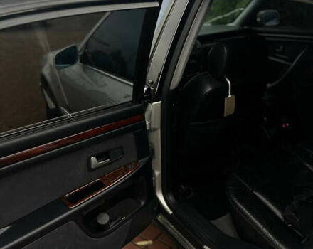 Серый Ауди А8, объемом двигателя 4.17 л и пробегом 500 тыс. км за 4900 $, фото 18 на Automoto.ua