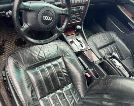 Сірий Ауді A8, об'ємом двигуна 3.7 л та пробігом 260 тис. км за 2300 $, фото 5 на Automoto.ua