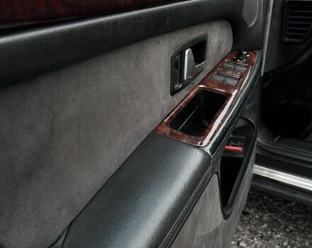 Сірий Ауді A8, об'ємом двигуна 4.2 л та пробігом 388 тис. км за 4250 $, фото 6 на Automoto.ua