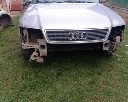 Сірий Ауді A8, об'ємом двигуна 0 л та пробігом 328 тис. км за 1000 $, фото 1 на Automoto.ua