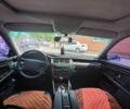 Серый Ауди А8, объемом двигателя 3.7 л и пробегом 460 тыс. км за 4500 $, фото 5 на Automoto.ua