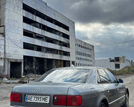 Серый Ауди А8, объемом двигателя 3.7 л и пробегом 450 тыс. км за 3600 $, фото 7 на Automoto.ua