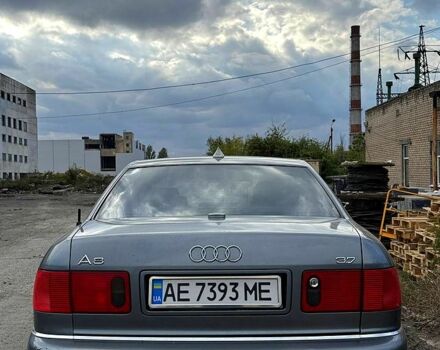 Серый Ауди А8, объемом двигателя 3.7 л и пробегом 455 тыс. км за 4200 $, фото 1 на Automoto.ua