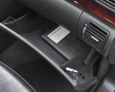 Сірий Ауді A8, об'ємом двигуна 4.2 л та пробігом 245 тис. км за 9500 $, фото 80 на Automoto.ua