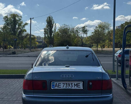 Серый Ауди А8, объемом двигателя 3.7 л и пробегом 450 тыс. км за 3600 $, фото 4 на Automoto.ua