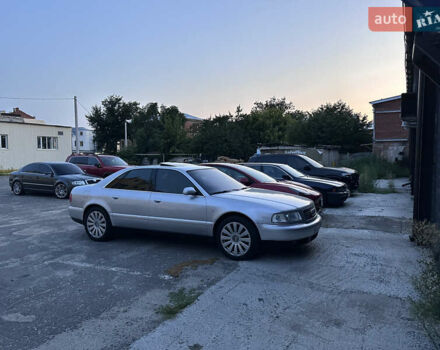 Сірий Ауді A8, об'ємом двигуна 4.2 л та пробігом 373 тис. км за 5500 $, фото 1 на Automoto.ua