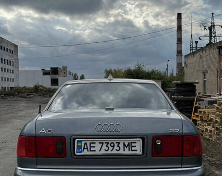 Серый Ауди А8, объемом двигателя 3.7 л и пробегом 450 тыс. км за 3600 $, фото 6 на Automoto.ua