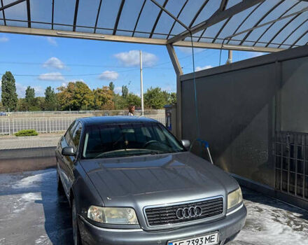 Серый Ауди А8, объемом двигателя 3.7 л и пробегом 450 тыс. км за 3600 $, фото 1 на Automoto.ua