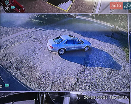 Сірий Ауді A8, об'ємом двигуна 4.2 л та пробігом 373 тис. км за 5500 $, фото 22 на Automoto.ua