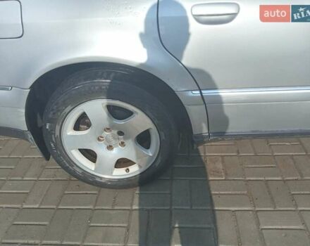 Ауди А8 2000 в Здолбунове на Automoto.ua Серый Ауди А8, объемом двигателя 2.5 л и пробегом 260 тыс. км за 4500 $, фото 3 на Automoto.ua