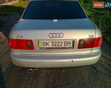 Сірий Ауді A8, об'ємом двигуна 2.5 л та пробігом 250 тис. км за 4300 $, фото 2 на Automoto.ua