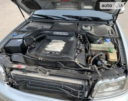 Сірий Ауді A8, об'ємом двигуна 4.17 л та пробігом 430 тис. км за 6400 $, фото 7 на Automoto.ua