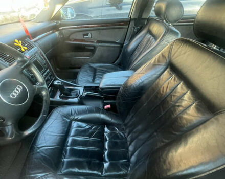 Ауди А8 2001 в Старом Самборе на Automoto.ua Серый Ауди А8, объемом двигателя 2.5 л и пробегом 280 тыс. км за 2950 $, фото 5 на Automoto.ua