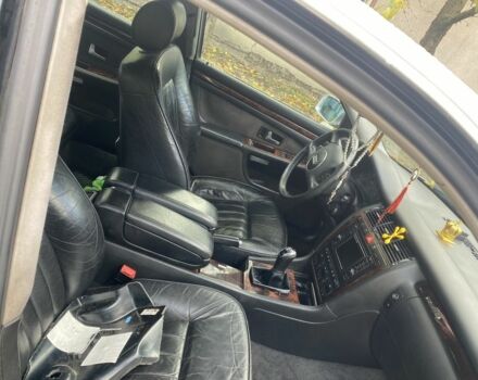 Сірий Ауді A8, об'ємом двигуна 2.5 л та пробігом 350 тис. км за 2460 $, фото 3 на Automoto.ua