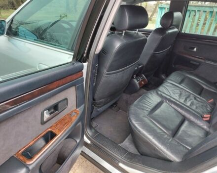 Сірий Ауді A8, об'ємом двигуна 0 л та пробігом 313 тис. км за 3750 $, фото 7 на Automoto.ua