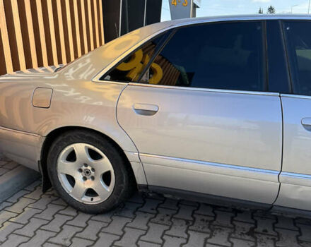 Серый Ауди А8, объемом двигателя 2.5 л и пробегом 400 тыс. км за 4200 $, фото 4 на Automoto.ua