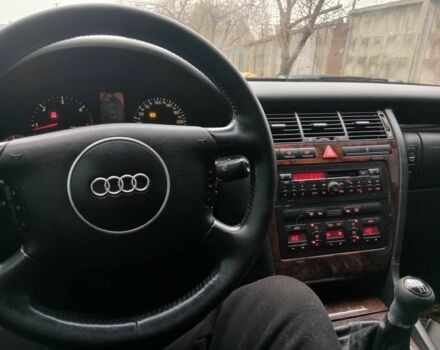 Сірий Ауді A8, об'ємом двигуна 2.5 л та пробігом 368 тис. км за 4500 $, фото 1 на Automoto.ua