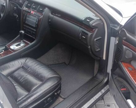 Серый Ауди А8, объемом двигателя 6 л и пробегом 281 тыс. км за 426 $, фото 11 на Automoto.ua