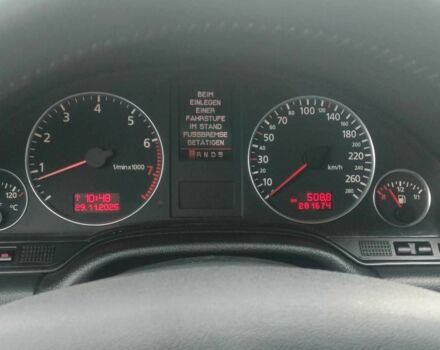 Серый Ауди А8, объемом двигателя 6 л и пробегом 281 тыс. км за 426 $, фото 6 на Automoto.ua