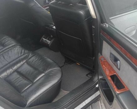 Серый Ауди А8, объемом двигателя 6 л и пробегом 281 тыс. км за 426 $, фото 10 на Automoto.ua