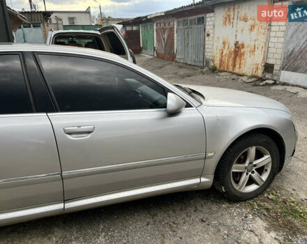 Сірий Ауді A8, об'ємом двигуна 4.17 л та пробігом 564 тис. км за 6000 $, фото 6 на Automoto.ua