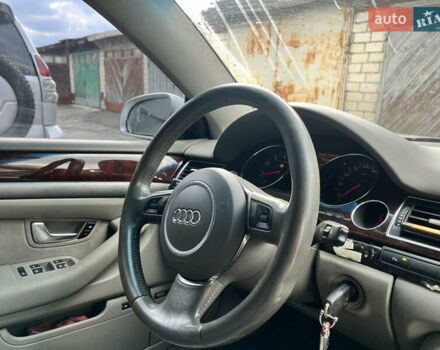 Сірий Ауді A8, об'ємом двигуна 4.17 л та пробігом 564 тис. км за 6000 $, фото 28 на Automoto.ua