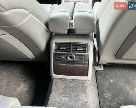 Сірий Ауді A8, об'ємом двигуна 4.17 л та пробігом 564 тис. км за 6000 $, фото 11 на Automoto.ua