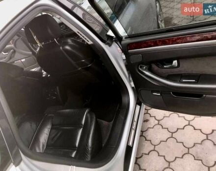 Серый Ауди А8, объемом двигателя 3.9 л и пробегом 396 тыс. км за 7600 $, фото 16 на Automoto.ua