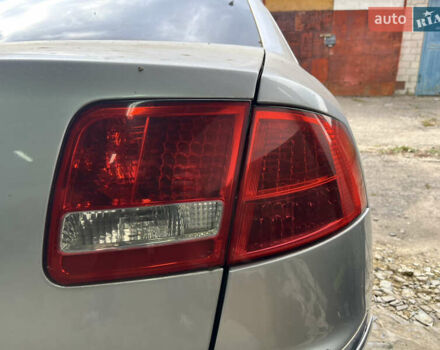 Сірий Ауді A8, об'ємом двигуна 4.17 л та пробігом 564 тис. км за 6000 $, фото 8 на Automoto.ua