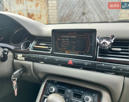 Сірий Ауді A8, об'ємом двигуна 4.17 л та пробігом 564 тис. км за 6000 $, фото 29 на Automoto.ua