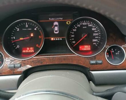 Сірий Ауді A8, об'ємом двигуна 3.94 л та пробігом 438 тис. км за 7000 $, фото 11 на Automoto.ua