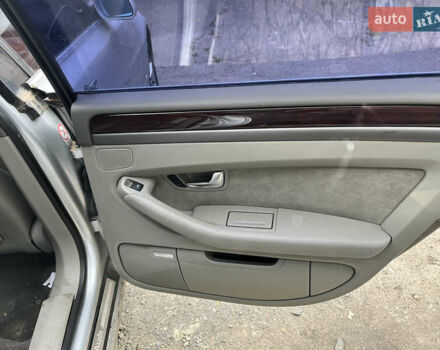 Сірий Ауді A8, об'ємом двигуна 4.17 л та пробігом 564 тис. км за 6000 $, фото 10 на Automoto.ua