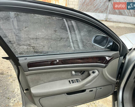 Сірий Ауді A8, об'ємом двигуна 4.17 л та пробігом 564 тис. км за 6000 $, фото 36 на Automoto.ua