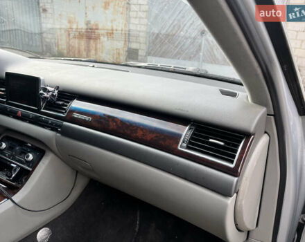 Сірий Ауді A8, об'ємом двигуна 4.17 л та пробігом 564 тис. км за 6000 $, фото 22 на Automoto.ua