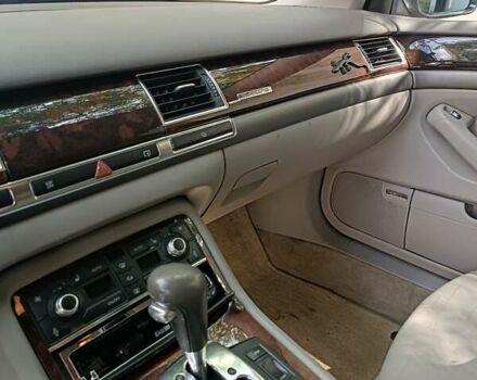 Сірий Ауді A8, об'ємом двигуна 3.94 л та пробігом 438 тис. км за 7000 $, фото 8 на Automoto.ua
