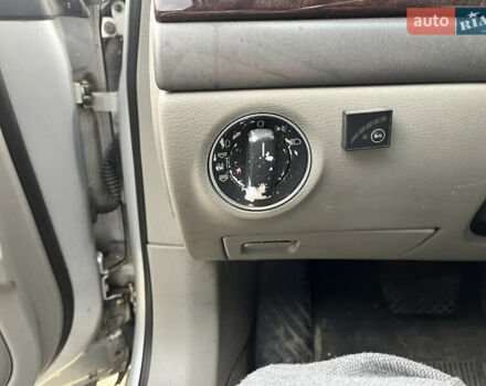 Сірий Ауді A8, об'ємом двигуна 4.17 л та пробігом 564 тис. км за 6000 $, фото 40 на Automoto.ua