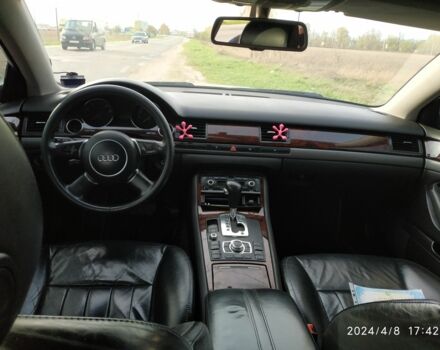 Серый Ауди А8, объемом двигателя 3 л и пробегом 400 тыс. км за 6200 $, фото 9 на Automoto.ua