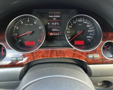 Сірий Ауді A8, об'ємом двигуна 4.2 л та пробігом 190 тис. км за 8400 $, фото 16 на Automoto.ua