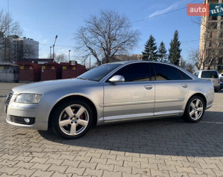 Серый Ауди А8, объемом двигателя 3 л и пробегом 272 тыс. км за 10800 $, фото 1 на Automoto.ua