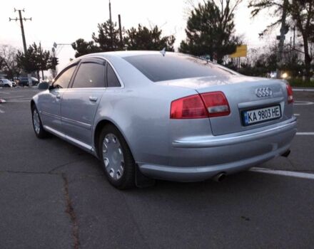 Серый Ауди А8, объемом двигателя 4.2 л и пробегом 242 тыс. км за 4300 $, фото 2 на Automoto.ua