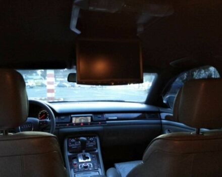 Серый Ауди А8, объемом двигателя 4.2 л и пробегом 242 тыс. км за 4300 $, фото 16 на Automoto.ua