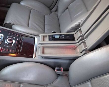 Серый Ауди А8, объемом двигателя 4.2 л и пробегом 242 тыс. км за 4300 $, фото 18 на Automoto.ua