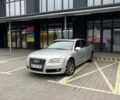 Серый Ауди А8, объемом двигателя 3 л и пробегом 392 тыс. км за 10500 $, фото 1 на Automoto.ua