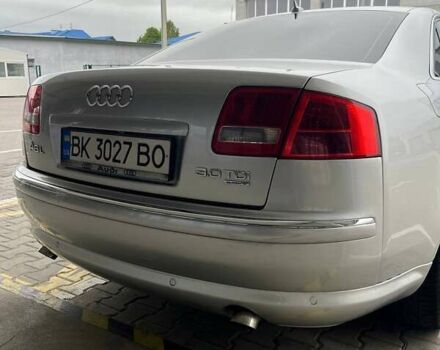 Серый Ауди А8, объемом двигателя 3 л и пробегом 392 тыс. км за 10500 $, фото 5 на Automoto.ua